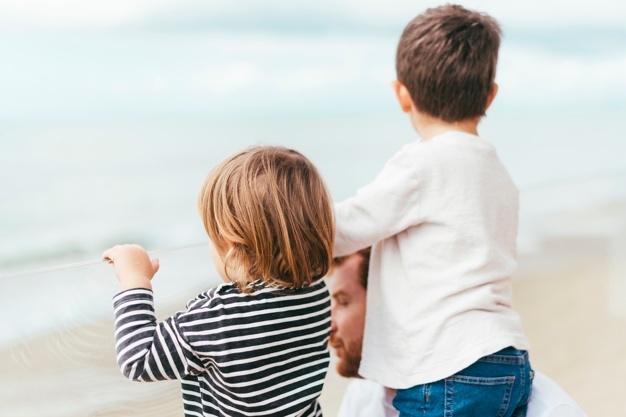 CONFIRA AS DICAS PRA VIAJAR COM FILHOS 