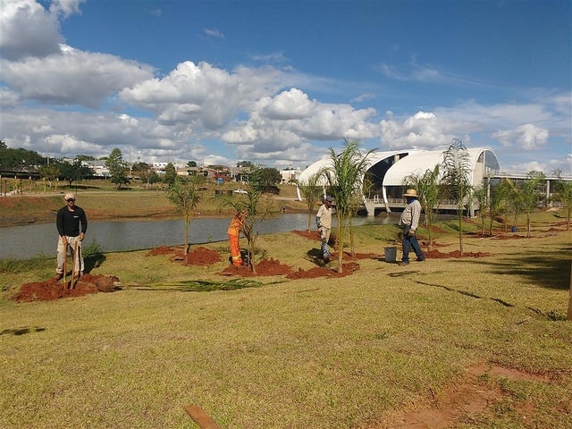 Paisagismo do Centro do Trabalhador é concluído