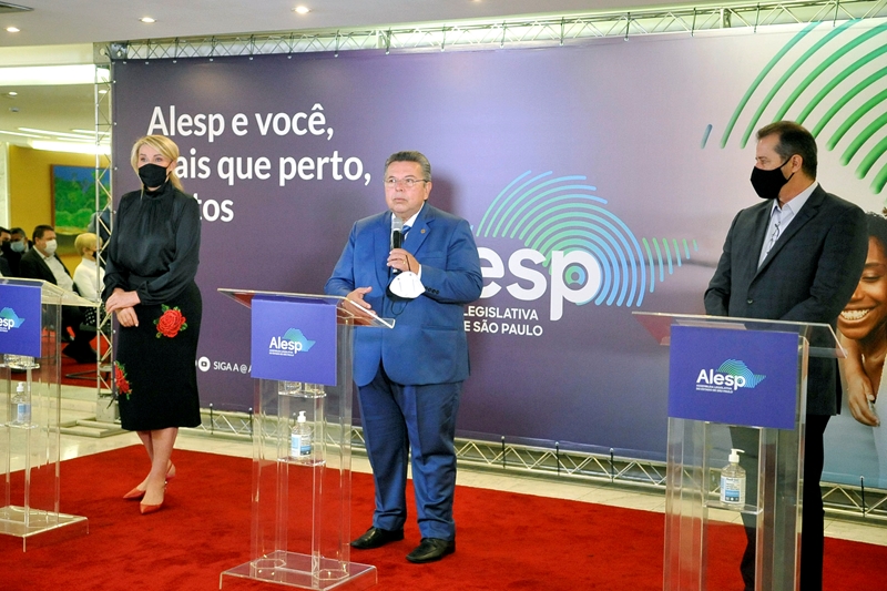 ALESP doa 77 veículos para serem leiloados 