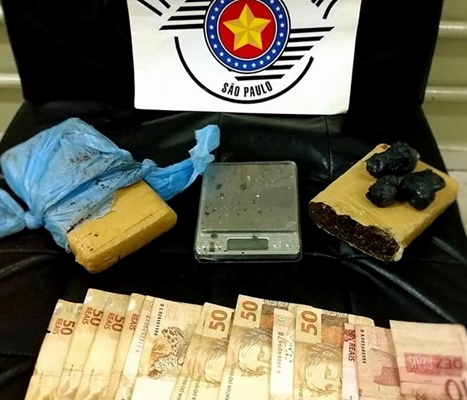 POLÍCIA MILITAR PRENDE 5 CRIMINOSOS POR DIA NA REGIÃO