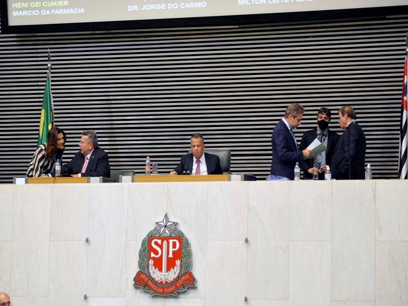 ALESP aprova aumento no salário mínimo paulista