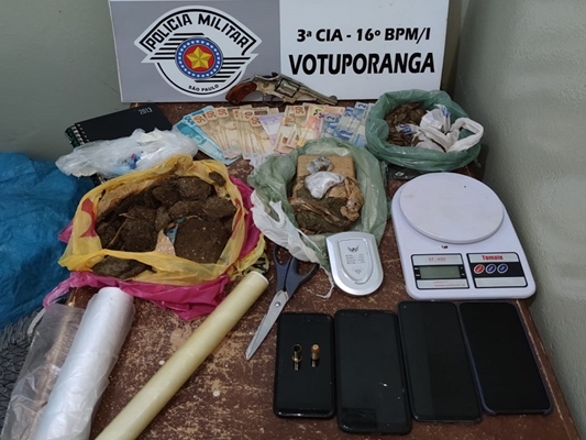 PM de Votuporanga prende casal por tráfico no Vivendas