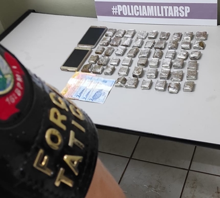 Traficante foragido é preso traficando de novo