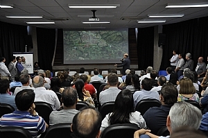 Prefeito de Votuporanga anuncia transposição de linha férrea