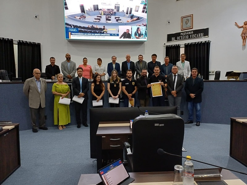 Policiais Civis são homenageados na Câmara 