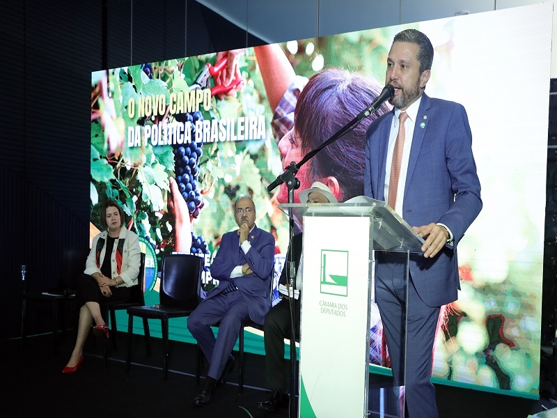 Fausto Pinato na Frente Parlamentar do Empreendorismo Rural