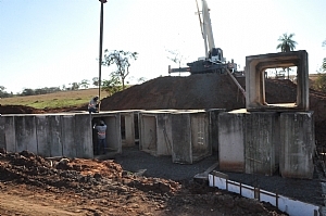 RECONSTRUÇÃO DA 