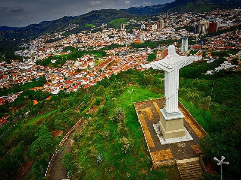 Monumento em Amparo