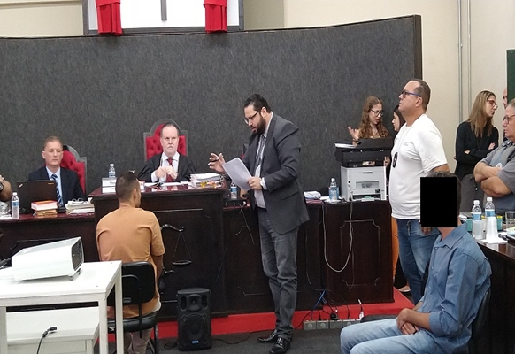 MACUMBA OU TRÁFICO: acusado de tentativa de assassinato é inocentado