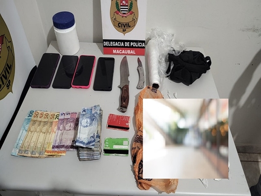 Polícia Civil de Macaubal prende 2 por tráfico de drogas 