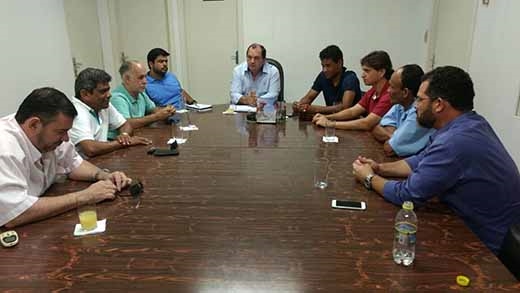 Prefeito interino de Ilha Solteira demite 11 e corta extra de 84 funcionários