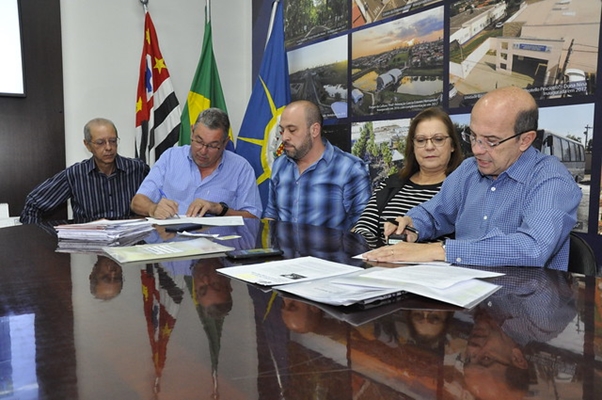DADO LIBERA TRÊS OBRAS COM INVESTIMENTOS DE R$1,8 MILHÃO
