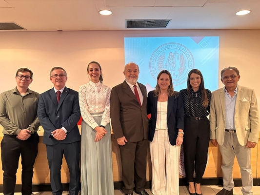 Unifev participa de seminário internacional na USP