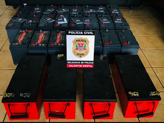 Polícia Civil prende receptadores e recupera baterias 