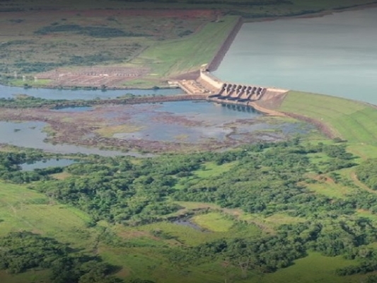 Seca deixa reservatório Água Vermelha crítico