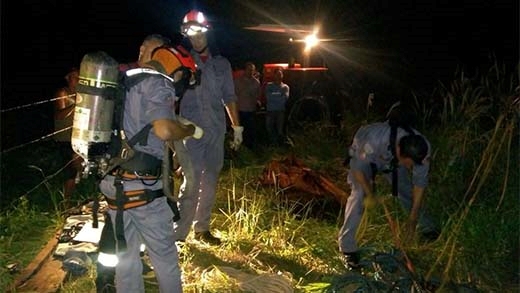 BOI SOBREVIVE A QUEDA EM POÇO ABANDONADO