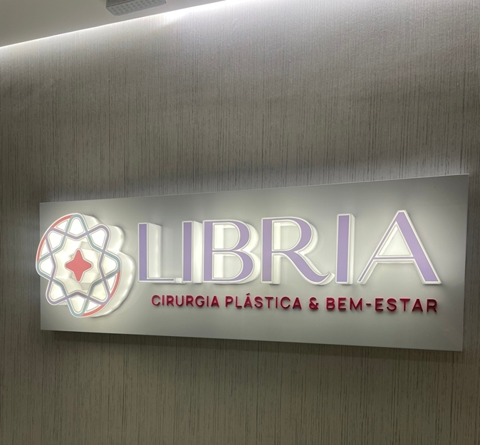 Como acabar com a 'orelha de abano'
