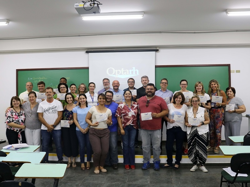 TREINAMENTO PARA EQUIPES DA UNIFEV
