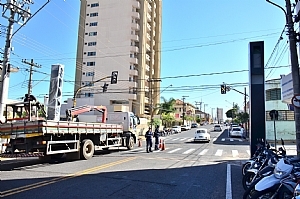Novos semáforos são instalados em Votuporanga 