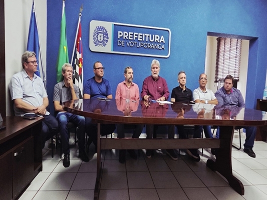 Prefeito anuncia medidas para redução da conta de água em Votuporanga