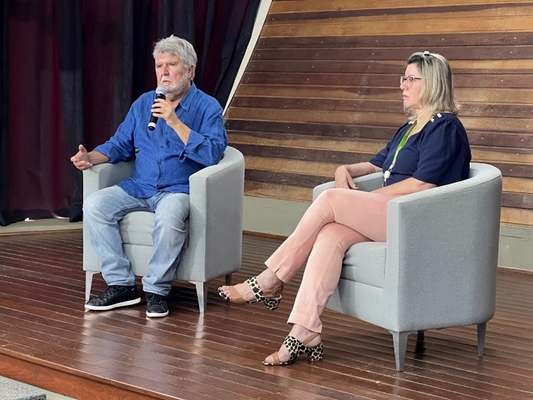 Prefeitura decreta fim das gambiarras em postes 