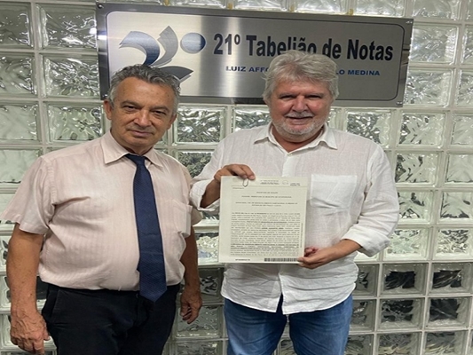 Prefeito Jorge Seba assina doação de 185 lotes à CDHU 