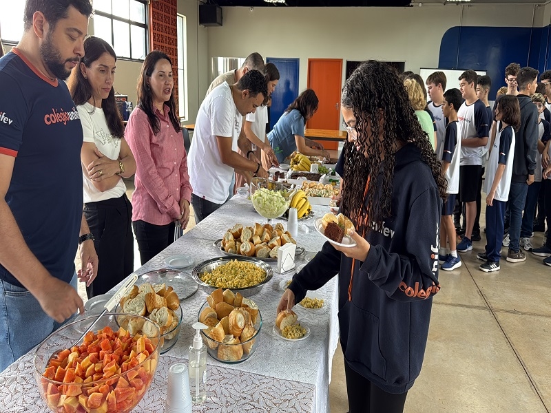 UNIFEV promove alimentação saudável entre alunos