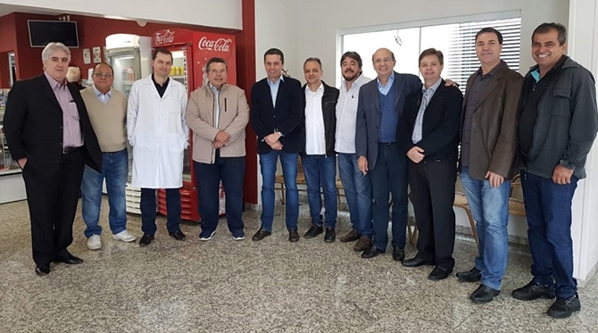 SANTA CASA RECEPCIONA FAUSTO PINATO E CARLÃO PIGNATARI