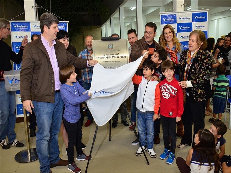 Inaugurada modernização da escola Neyde Tonanni Marão