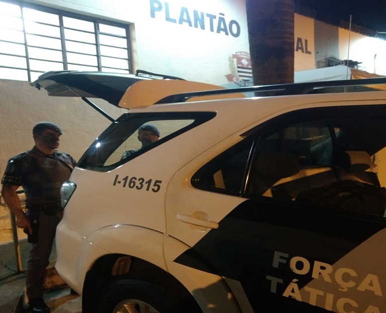 MENOR DE 15 ANOS SAI DA 'CADEIA' E VOLTA A TRAFICAR