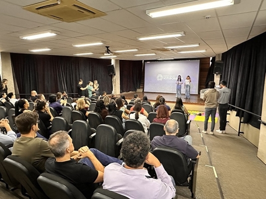 Prefeitura celebra Dia do Surdo com sensibilização