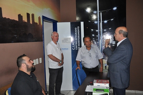 ANUNCIADOS MAIS 2 PONTOS DE MONITORAMENTO POR CÂMERAS