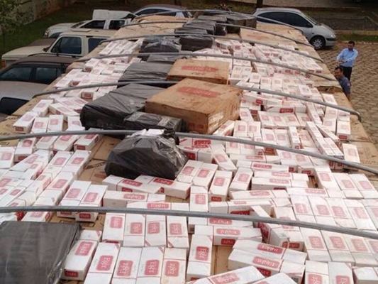 CAMINHONEIRO PEGA 4,3 ANOS DE CADEIA POR TRANSPORTE DE CIGARRO ILEGAL