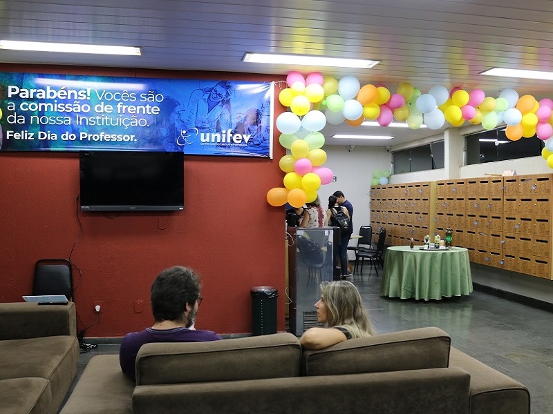 UNIFEV HOMENAGEIA PROFESSORES