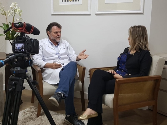 UROLOGISTA ROBSON MANFREDI FALA SOBRE PRÓSTATA