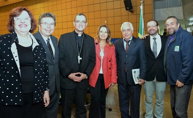 Carlão Pignatari preside sessão solene da Frente Parlamentar de Meio Ambiente