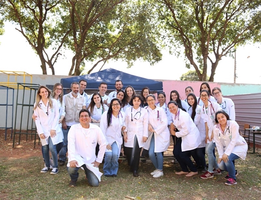 MEDICINA VETERINÁRIA DA UNIFEV FAZ AÇÃO SOCIAL NO PALMEIRAS I