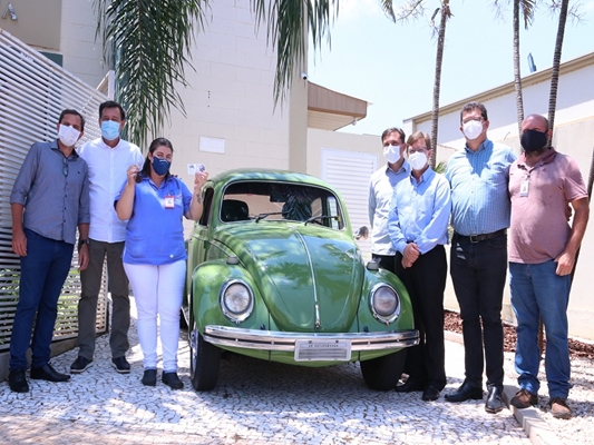 Leilão de gado e Fuscão Verde arrecadam R$ 450 mil para Santa Casa