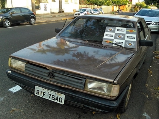 POLÍCIA RODOVIÁRIA RECUPERA CARRO FURTADO EM COSMORAMA