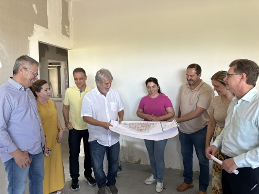 Votuprev comemora 13 com visita a obra da nova sede