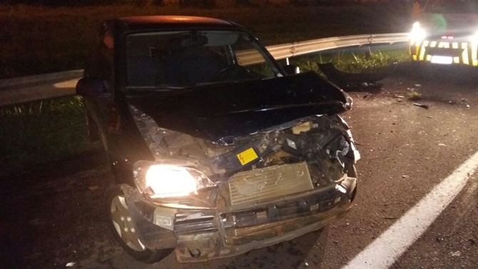 Viatura do Samu de Tanabi se envolve em acidente com outros 2 carros