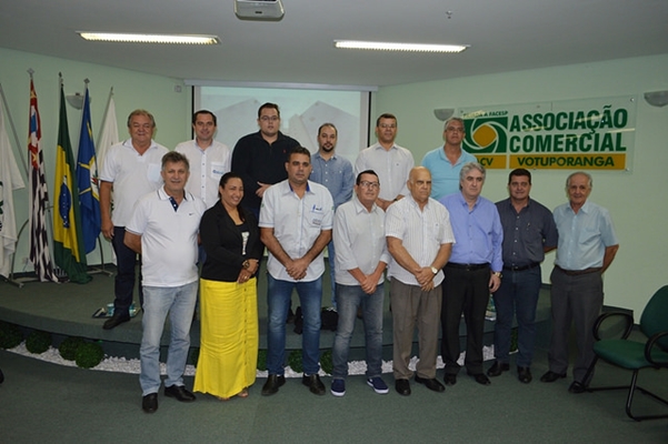 Vereadores se comprometem na ACV a analisar lei de eventos beneficentes