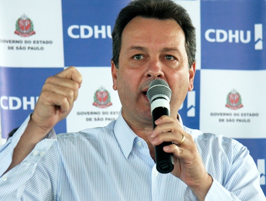 Prefeito de Jales se envolve em acidente de carro perto de Cedral