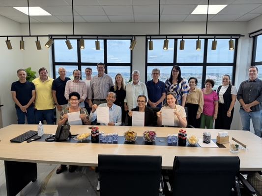 Fundo Social e Rotary 8 de Agosto repassam recursos 