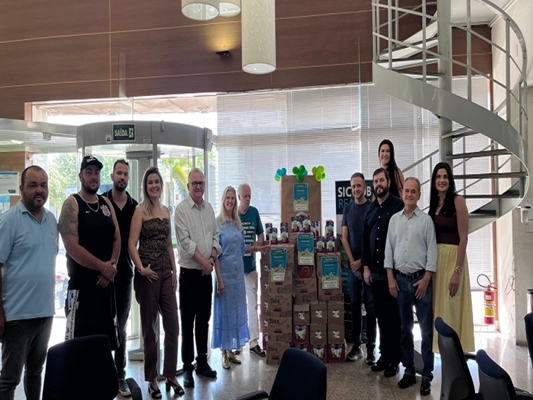 Fundo Social recebe mais de mil litros de leite