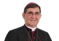BISPO DE JALES EM MISSA