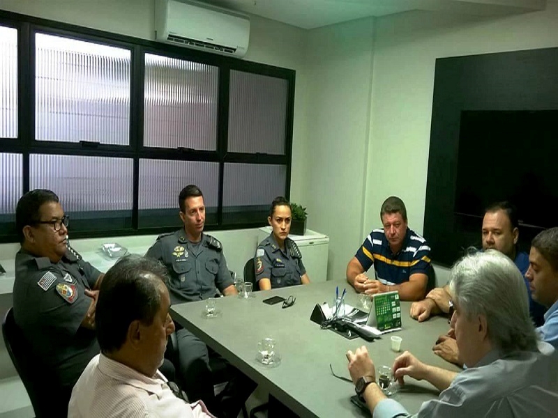 COMÉRCIO: reunião debate segurança