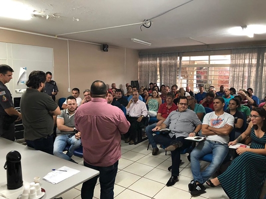 Situação de moradores de rua é debatida em Votuporanga