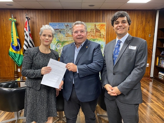 Presidente da OAB/SP leva reivindicações aos deputados