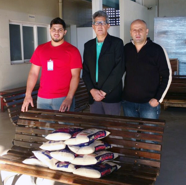 Santa Casa recebe 50 quilos de arroz